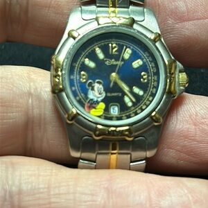 Lady’s Mickey/Disney Watch